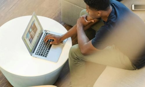 pexels-linkedin-1251862